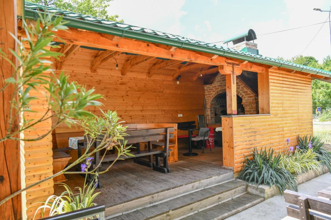 Hotel House Krizmanic Grabovac  Exterior foto