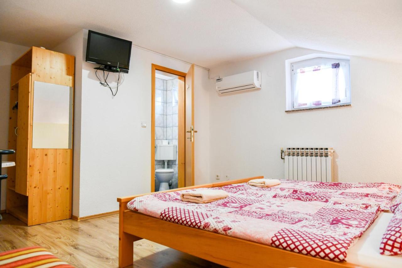 Hotel House Krizmanic Grabovac  Exterior foto