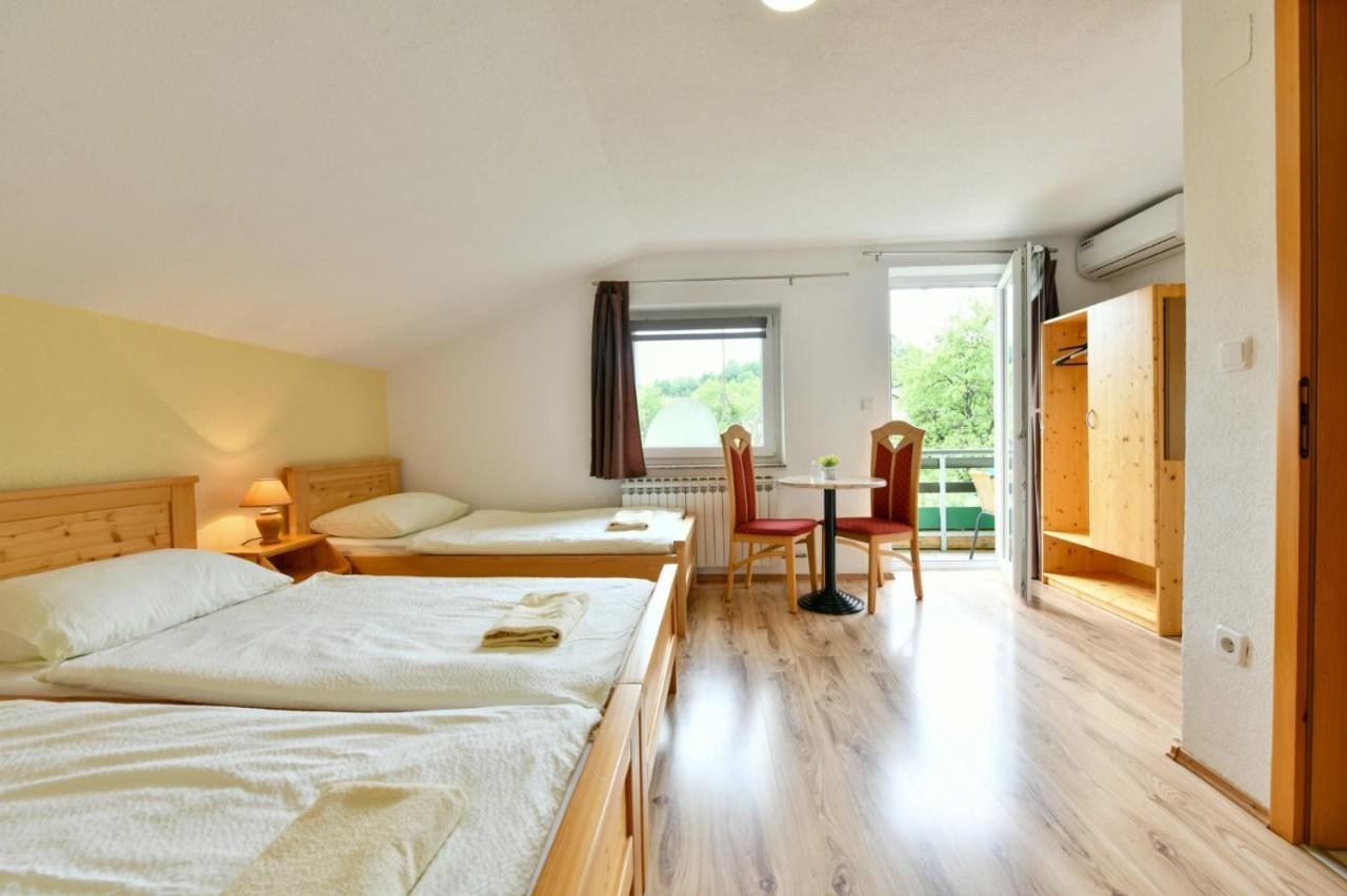 Hotel House Krizmanic Grabovac  Exterior foto