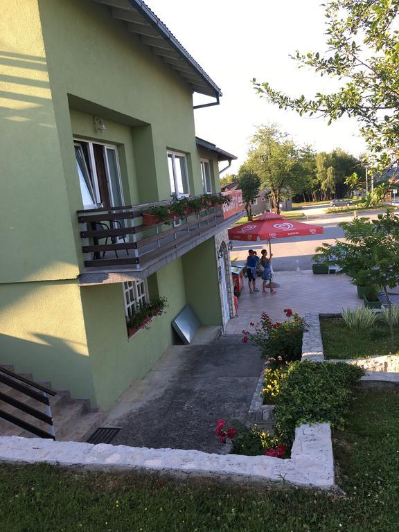 Hotel House Krizmanic Grabovac  Exterior foto